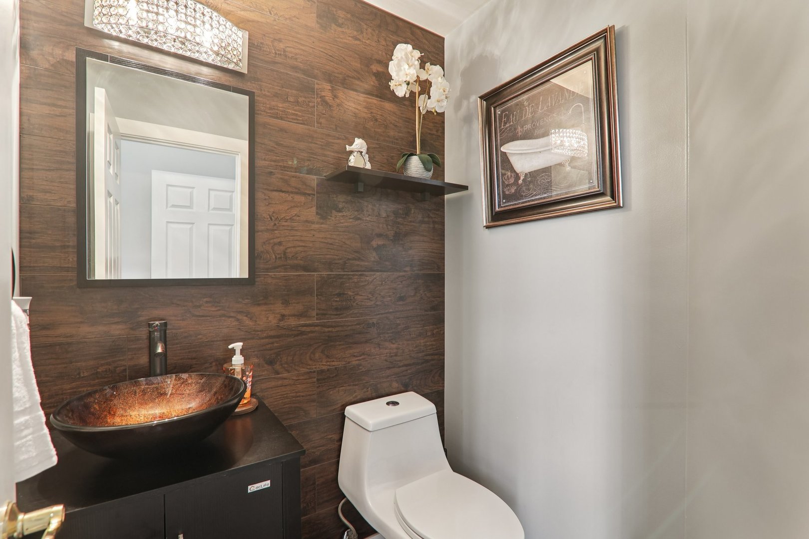 815 N Overlook Circle, Round Lake, IL 60073