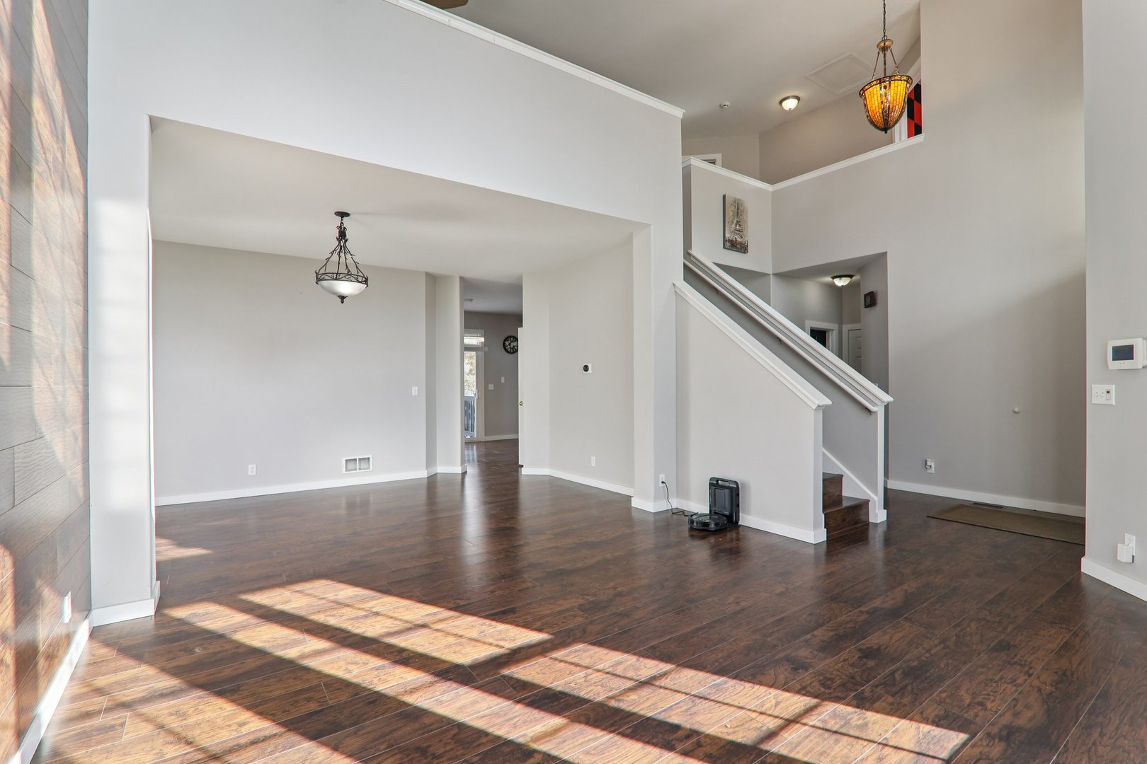 815 N Overlook Circle, Round Lake, IL 60073