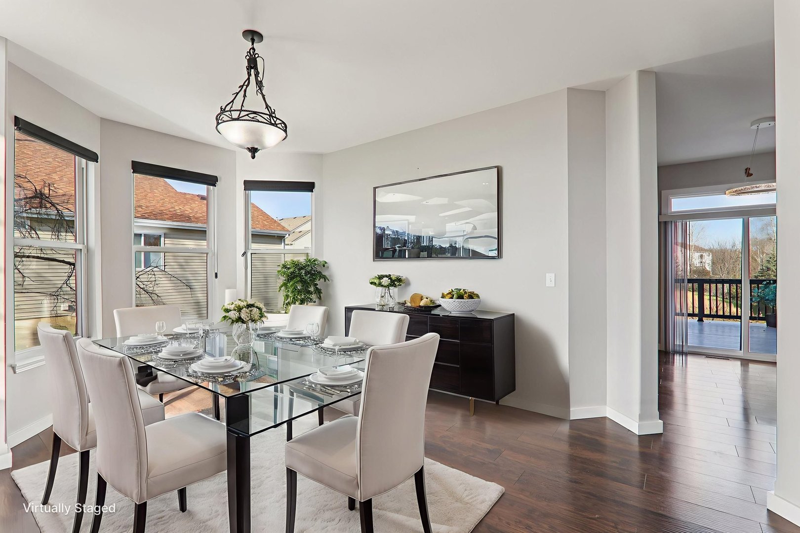 815 N Overlook Circle, Round Lake, IL 60073