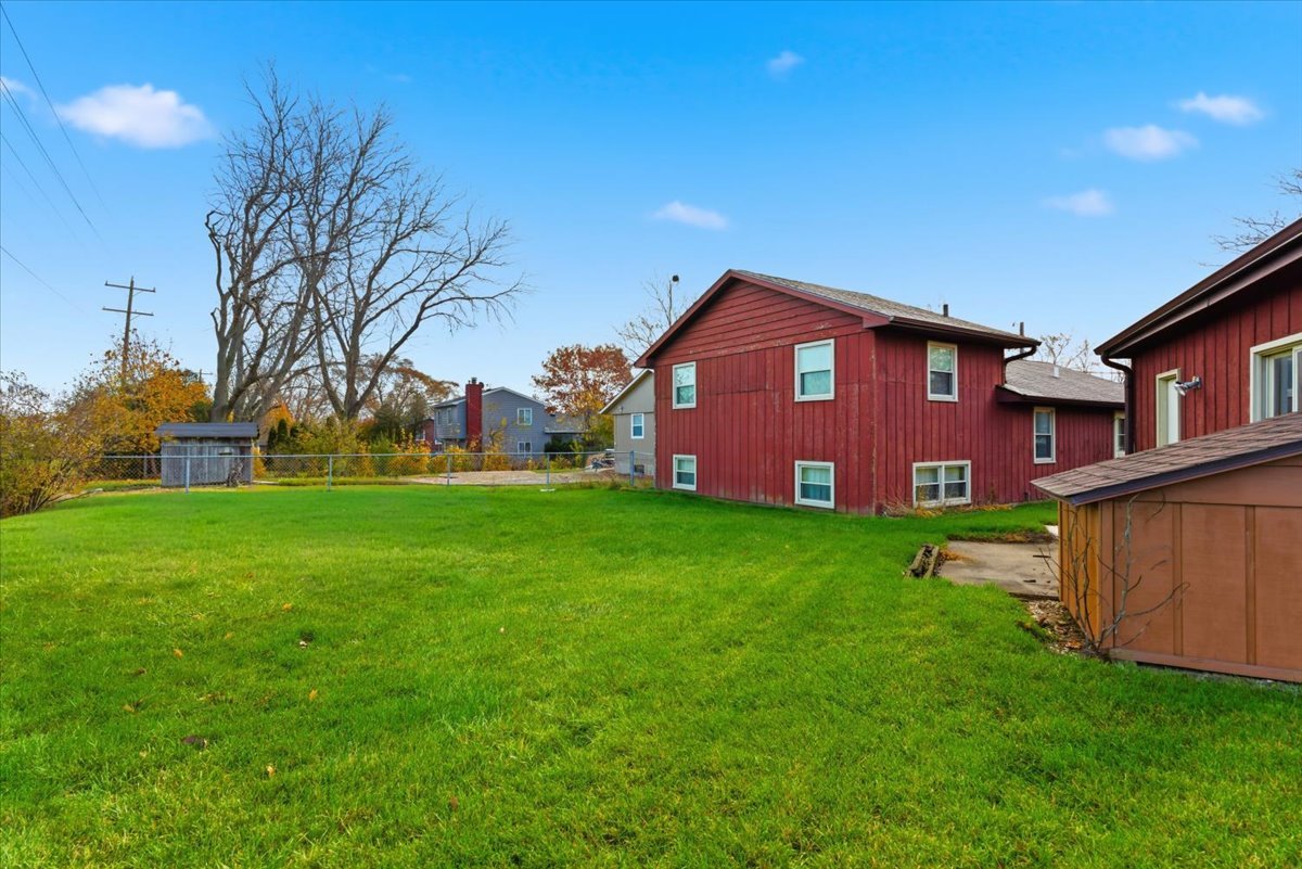 Round Lake Beach, IL 60073