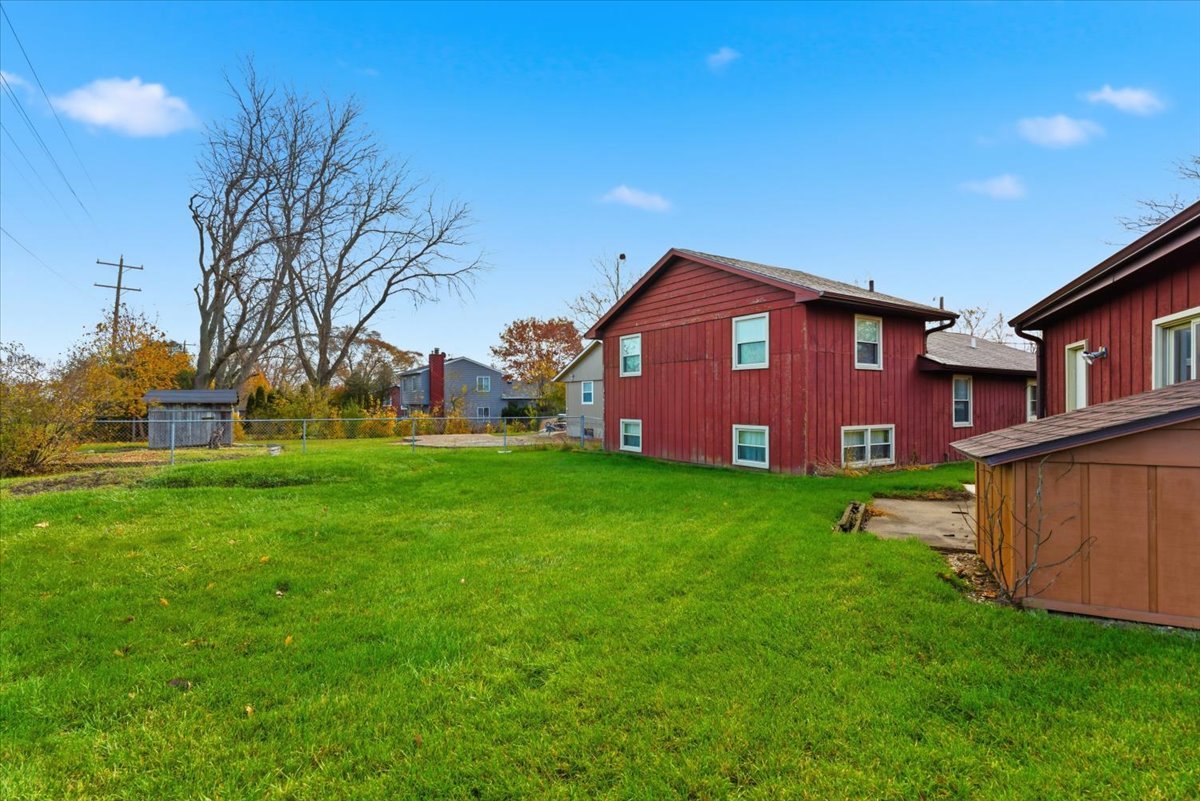 Round Lake Beach, IL 60073