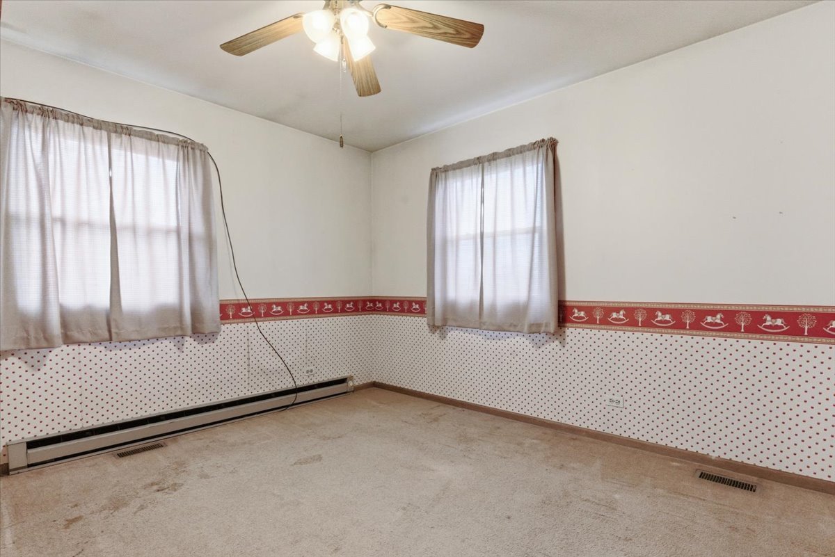 Round Lake Beach, IL 60073