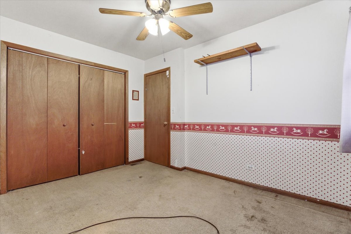 Round Lake Beach, IL 60073