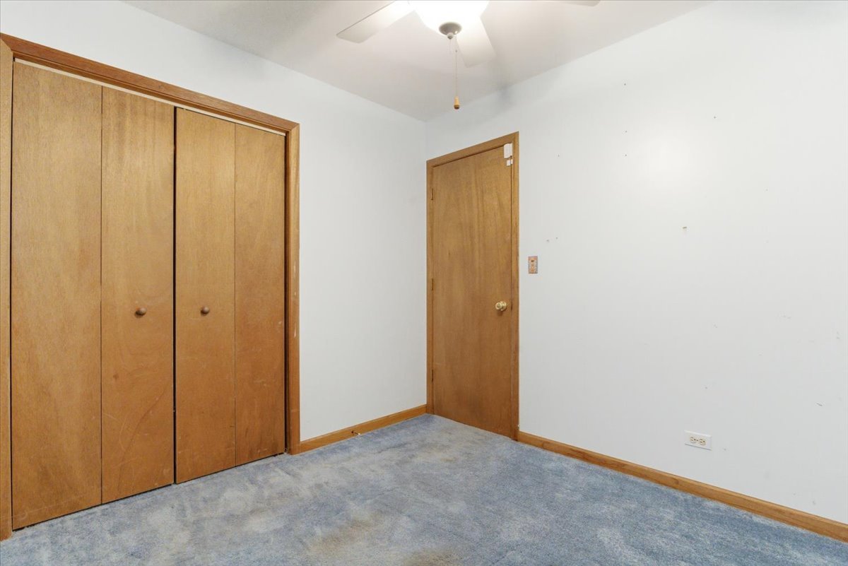 Round Lake Beach, IL 60073