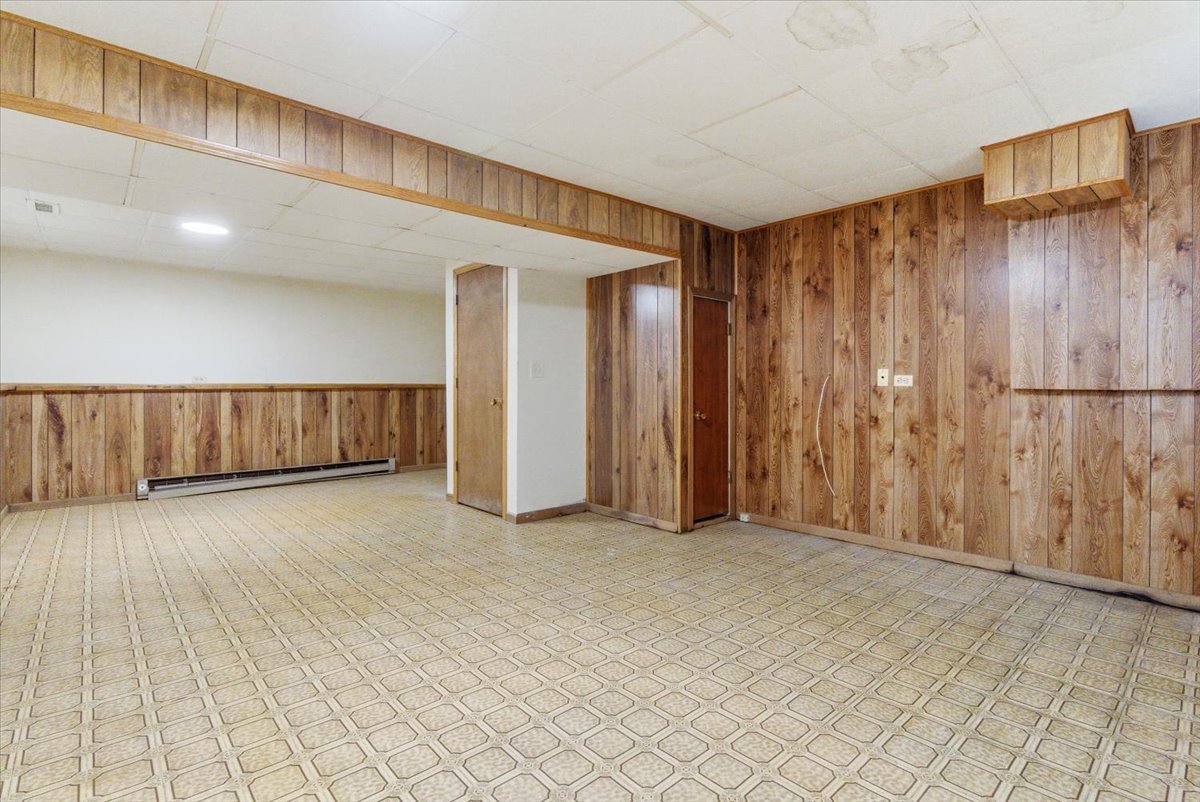 Round Lake Beach, IL 60073