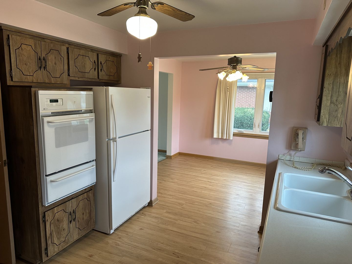 521 Chaney Avenue, Crest Hill, IL 60403