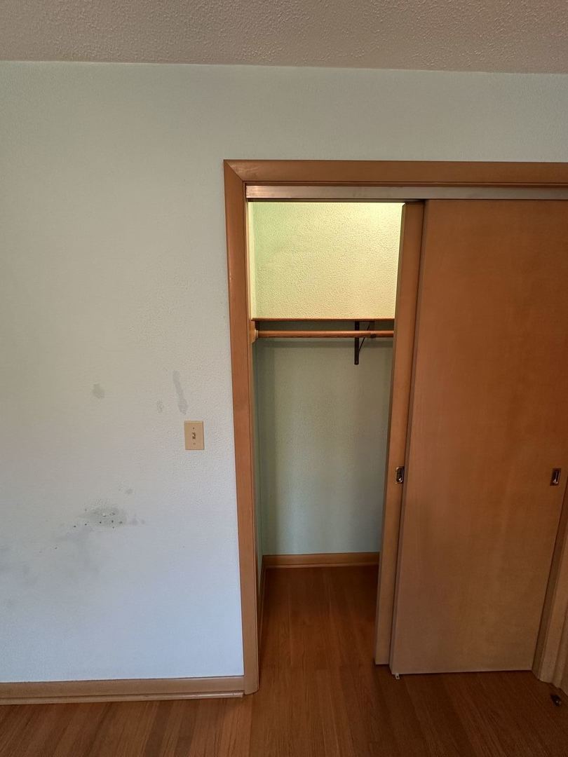 521 Chaney Avenue, Crest Hill, IL 60403