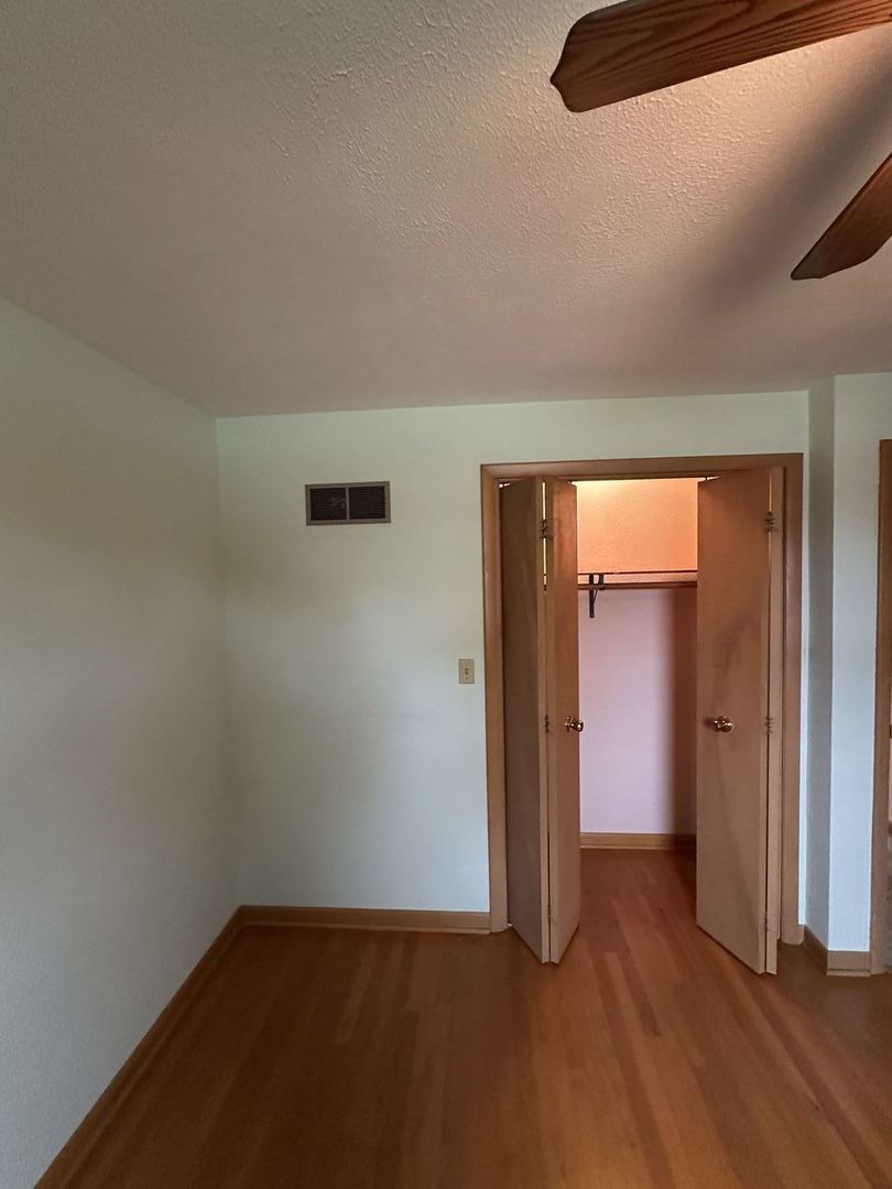 521 Chaney Avenue, Crest Hill, IL 60403