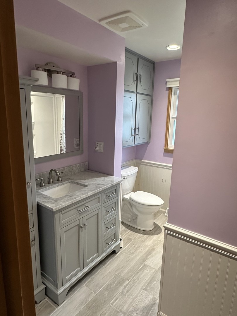 521 Chaney Avenue, Crest Hill, IL 60403