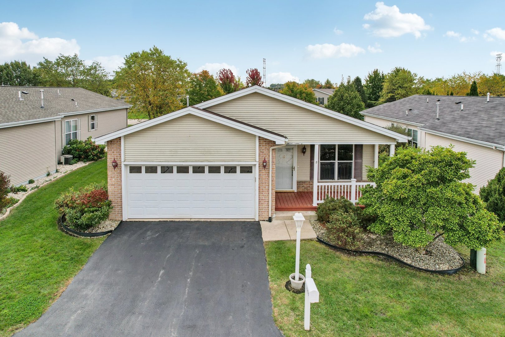 3306 Stakes Lane, Grayslake, IL 60030