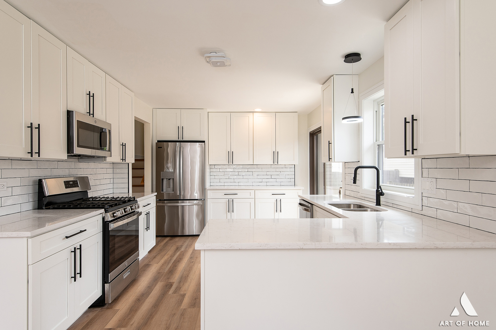 15601 Latrobe Avenue, Oak Forest, IL 60452