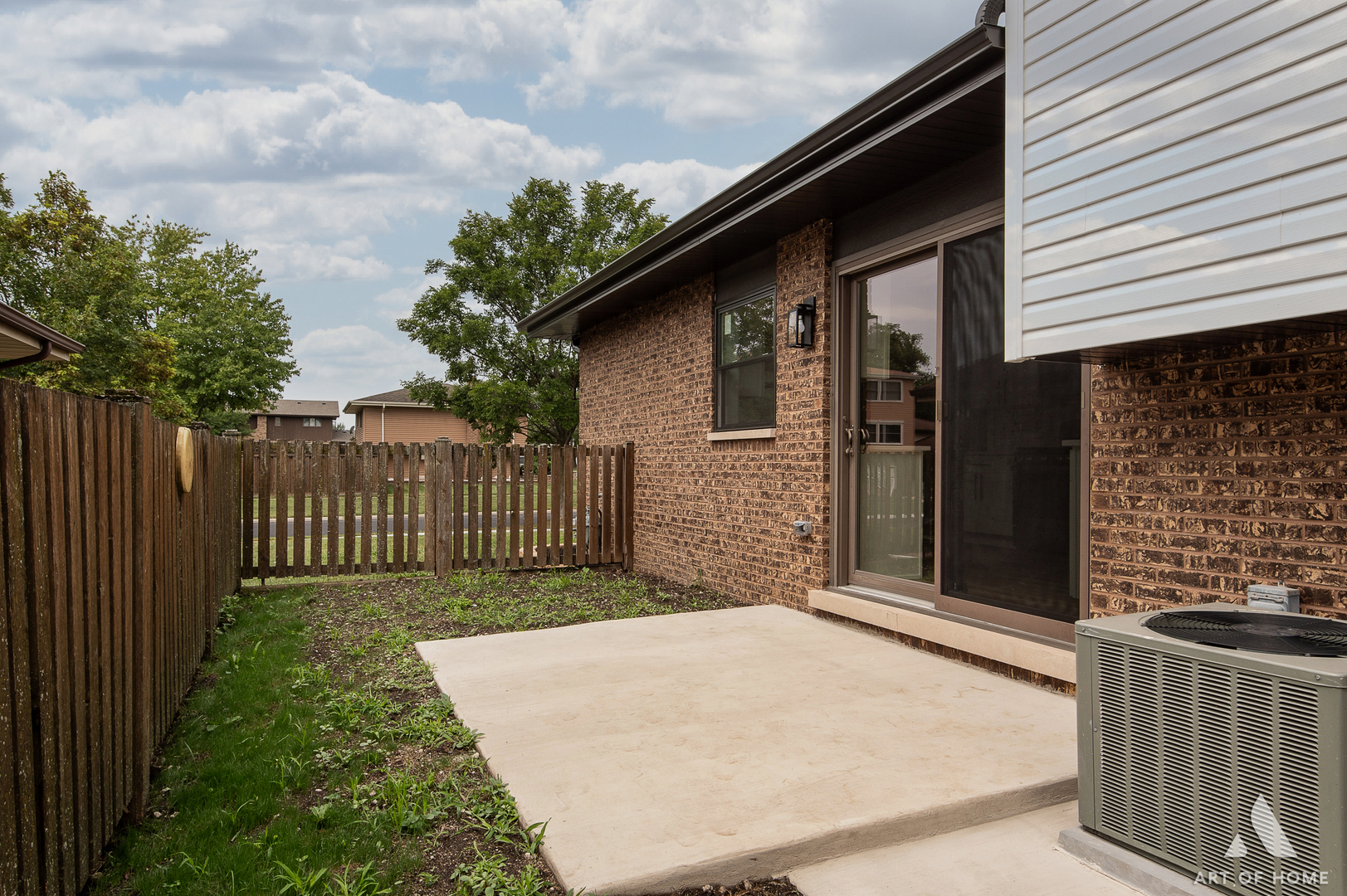 15601 Latrobe Avenue, Oak Forest, IL 60452