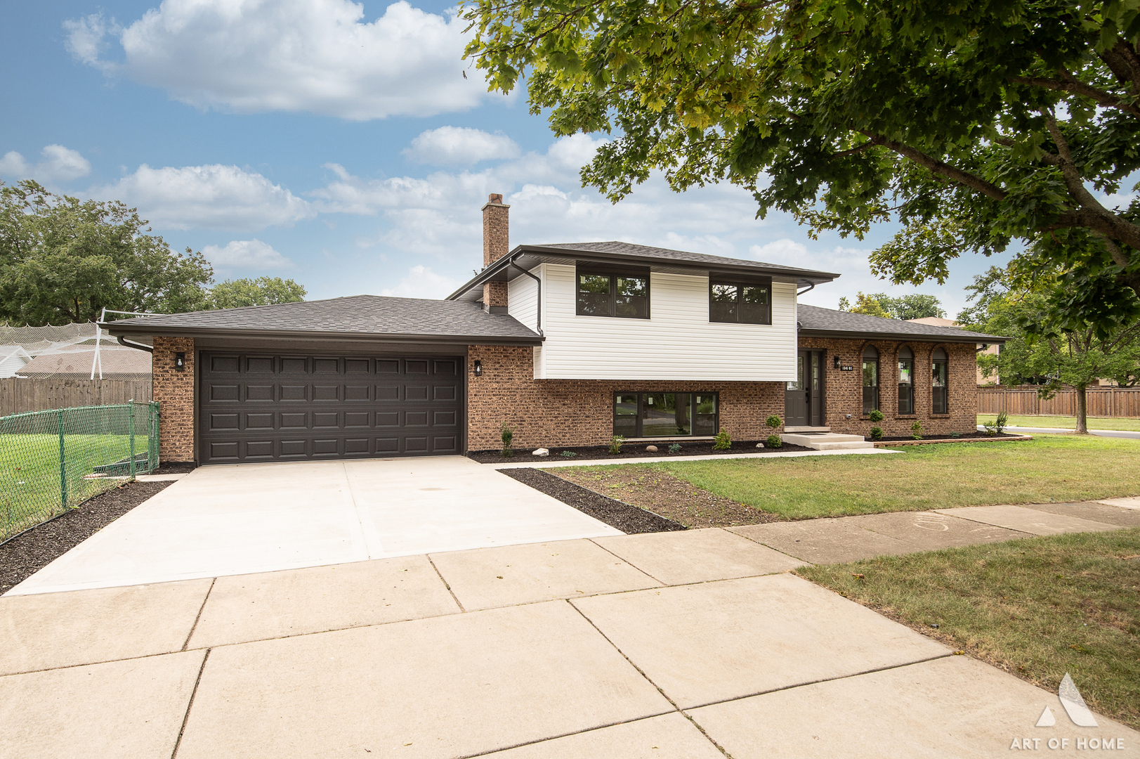 15601 Latrobe Avenue, Oak Forest, IL 60452