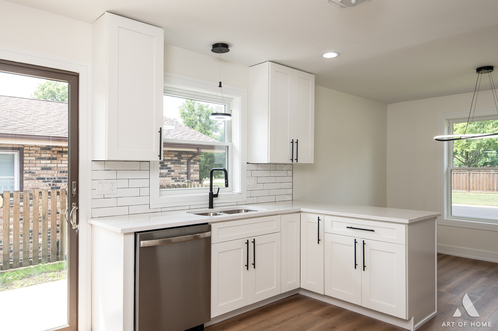 15601 Latrobe Avenue, Oak Forest, IL 60452