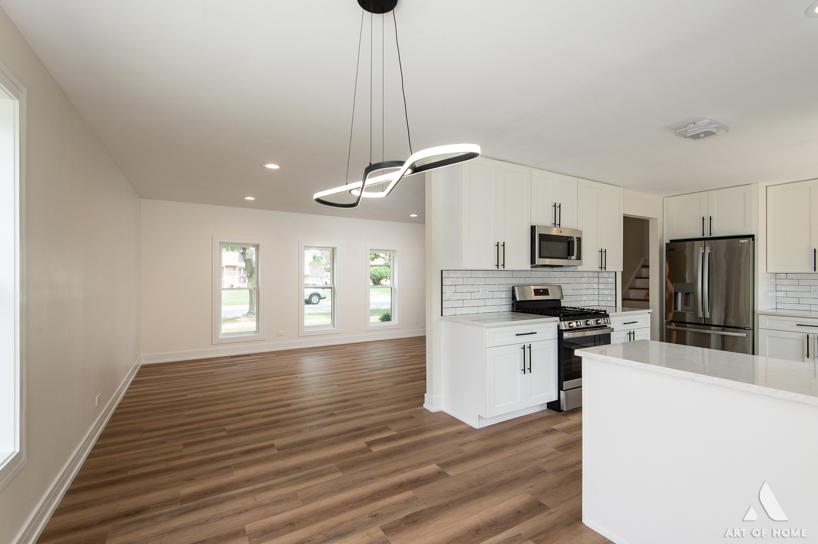 15601 Latrobe Avenue, Oak Forest, IL 60452