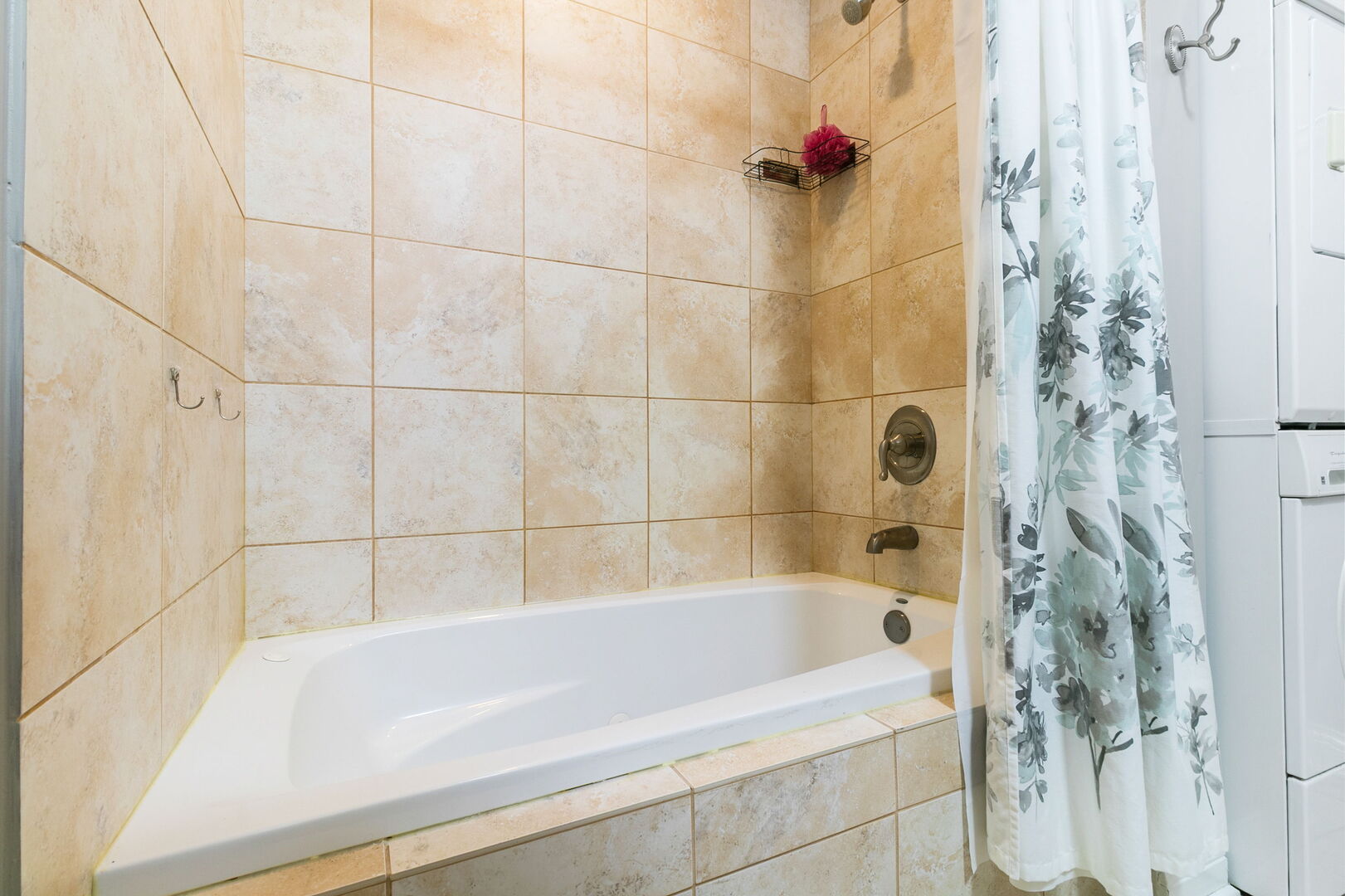 565 Maple Avenue #8, Lisle, IL 60532