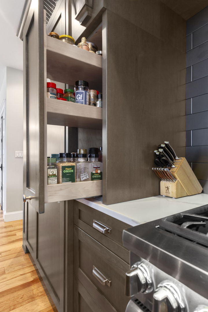 205 W Cook Avenue, Libertyville, IL 60048