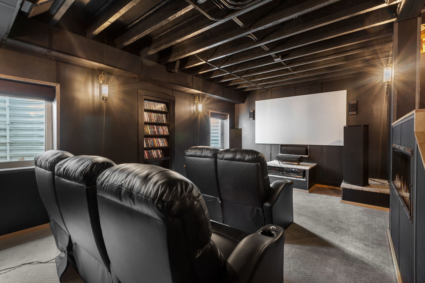 205 W Cook Avenue, Libertyville, IL 60048