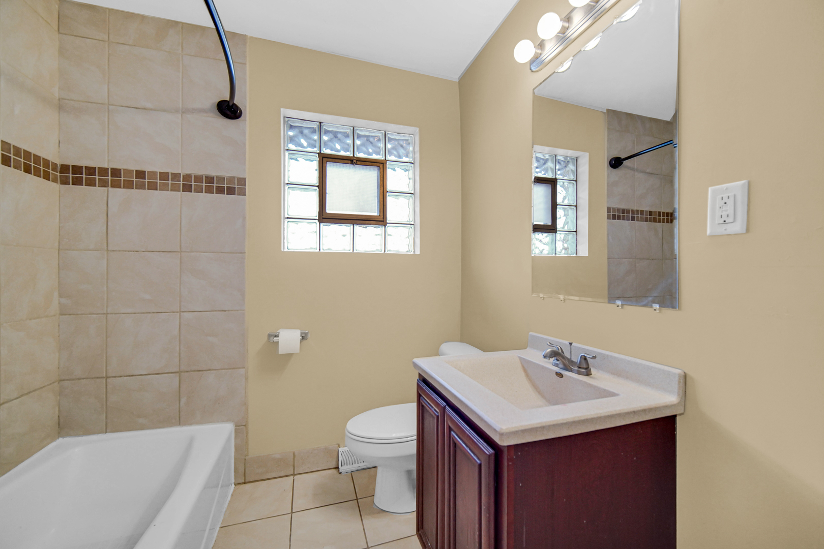 Calumet City, IL 60409