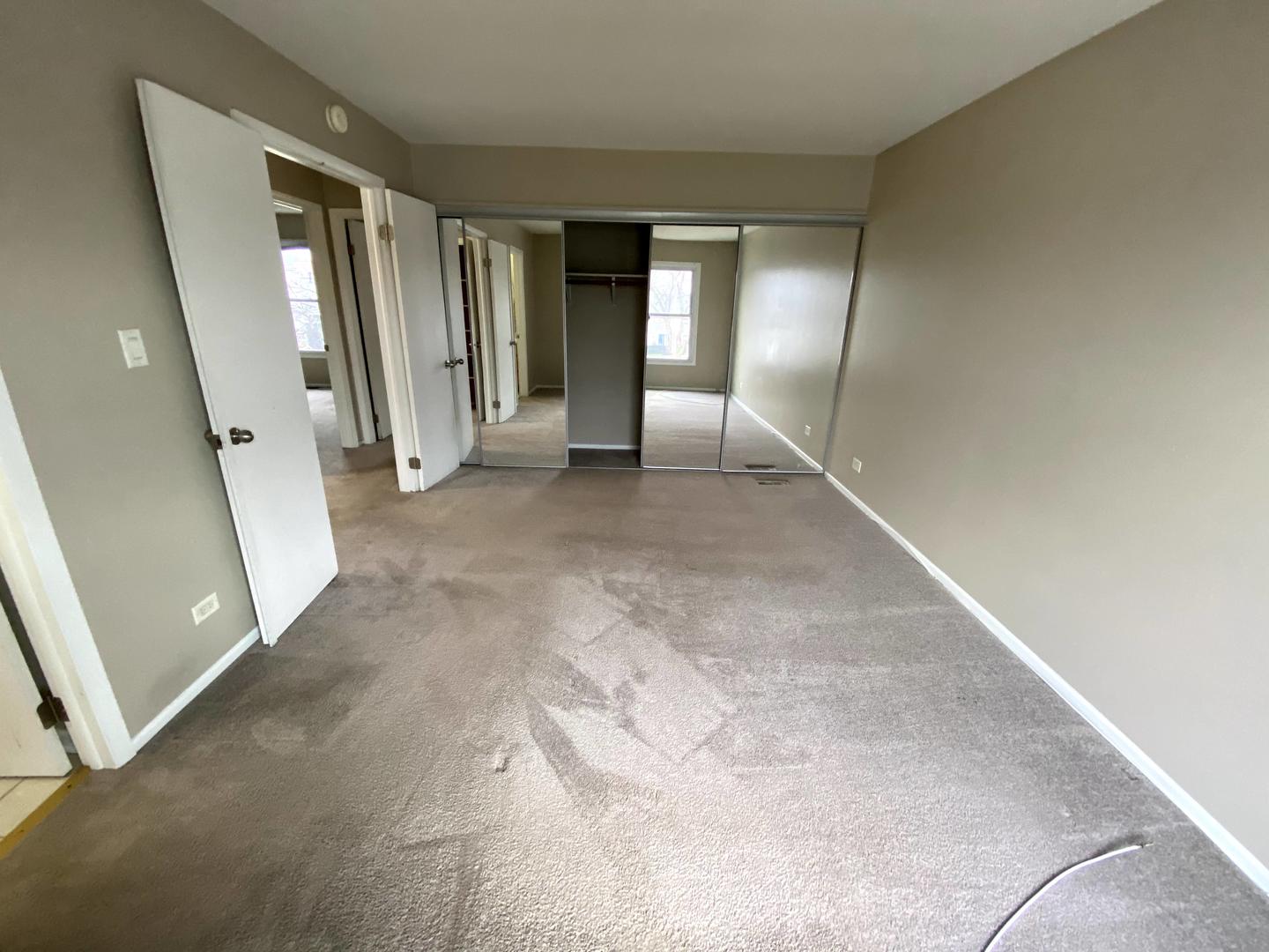 1987 Franklin Place, Hoffman Estates, IL 60169