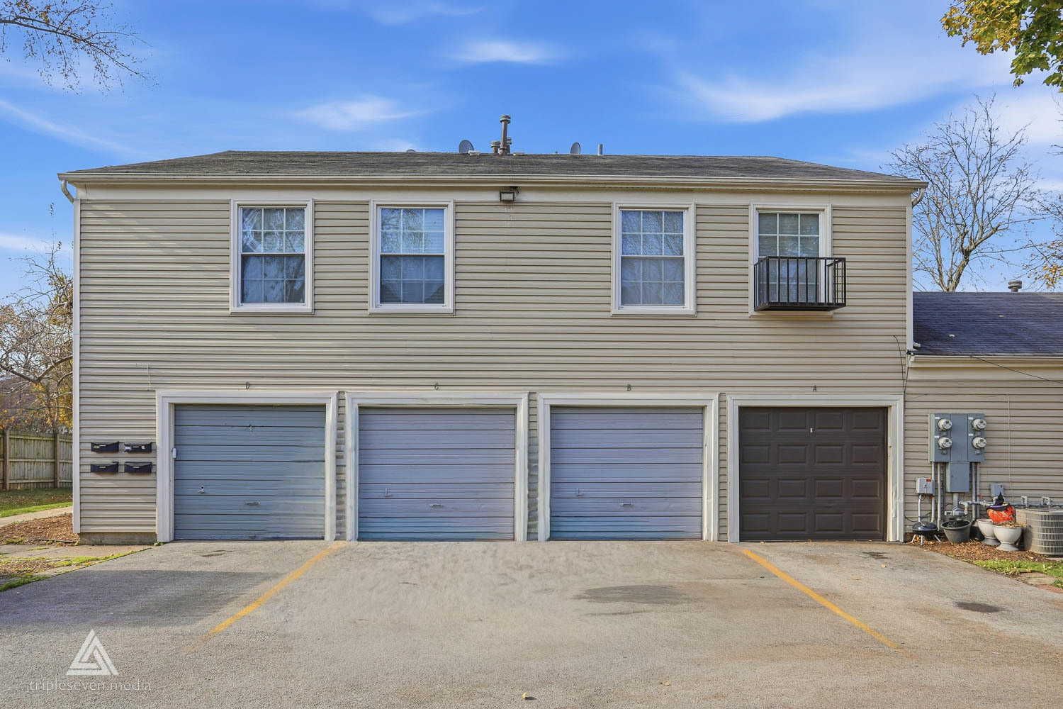 551 Sidney Avenue #B, Glendale Heights, IL 60139