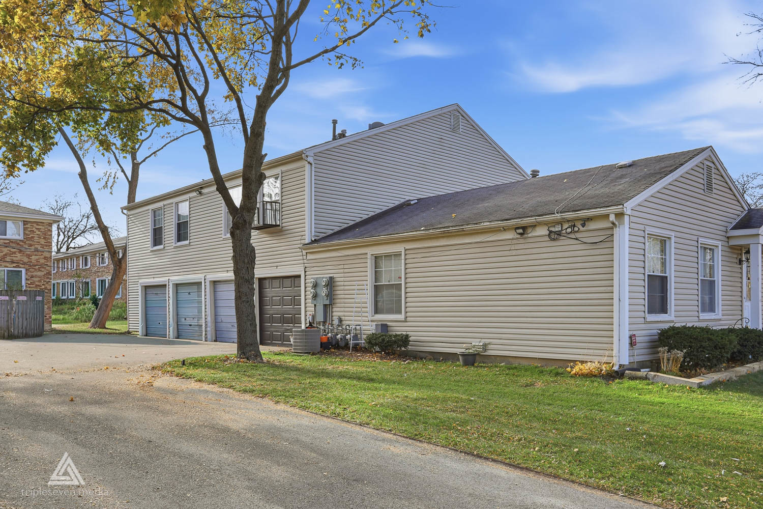 551 Sidney Avenue #B, Glendale Heights, IL 60139