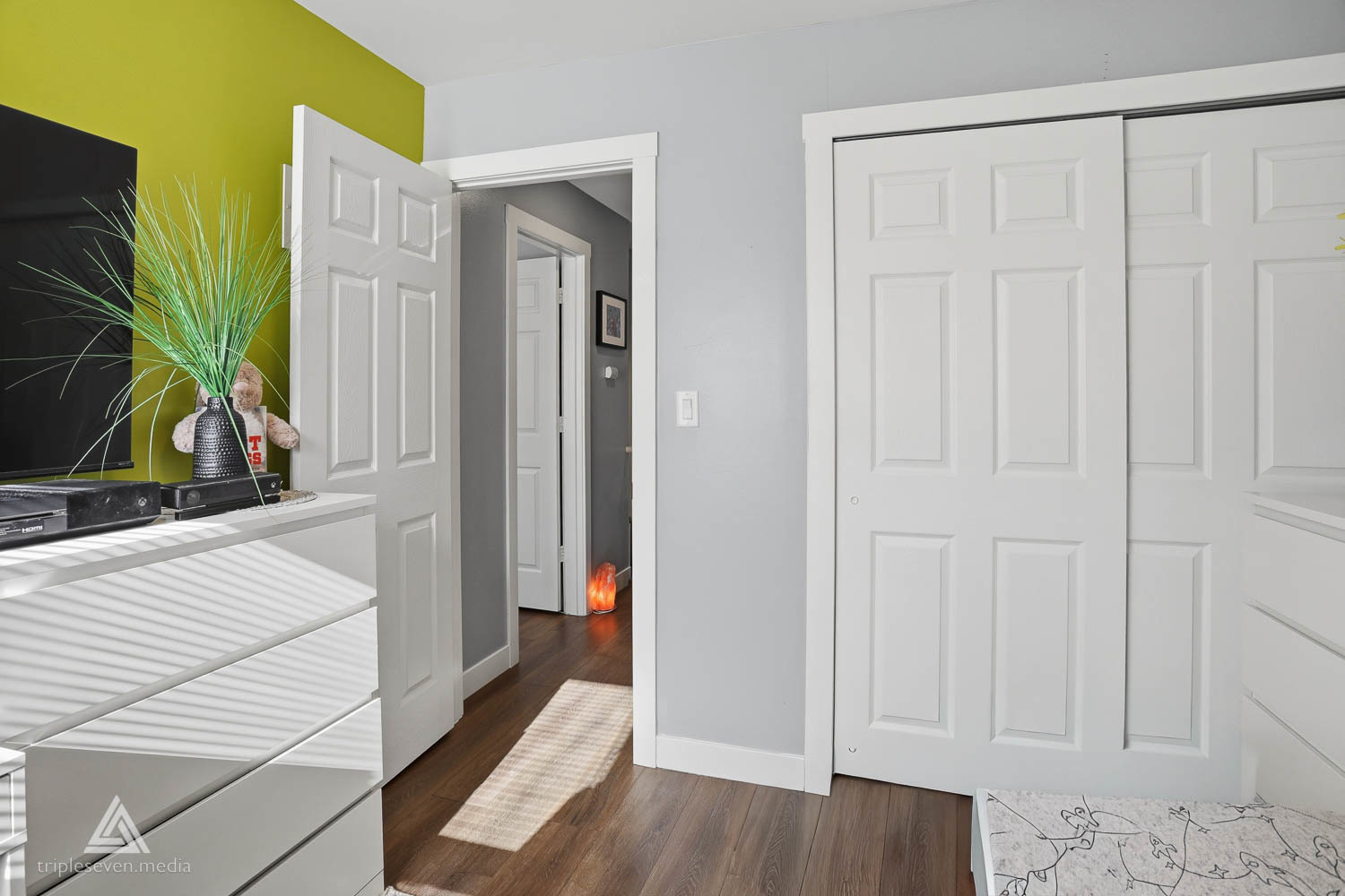 551 Sidney Avenue #B, Glendale Heights, IL 60139