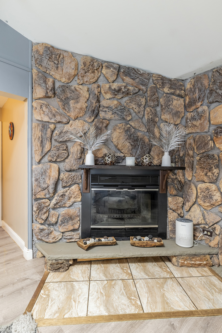 7740 Monitor Avenue, Burbank, IL 60459