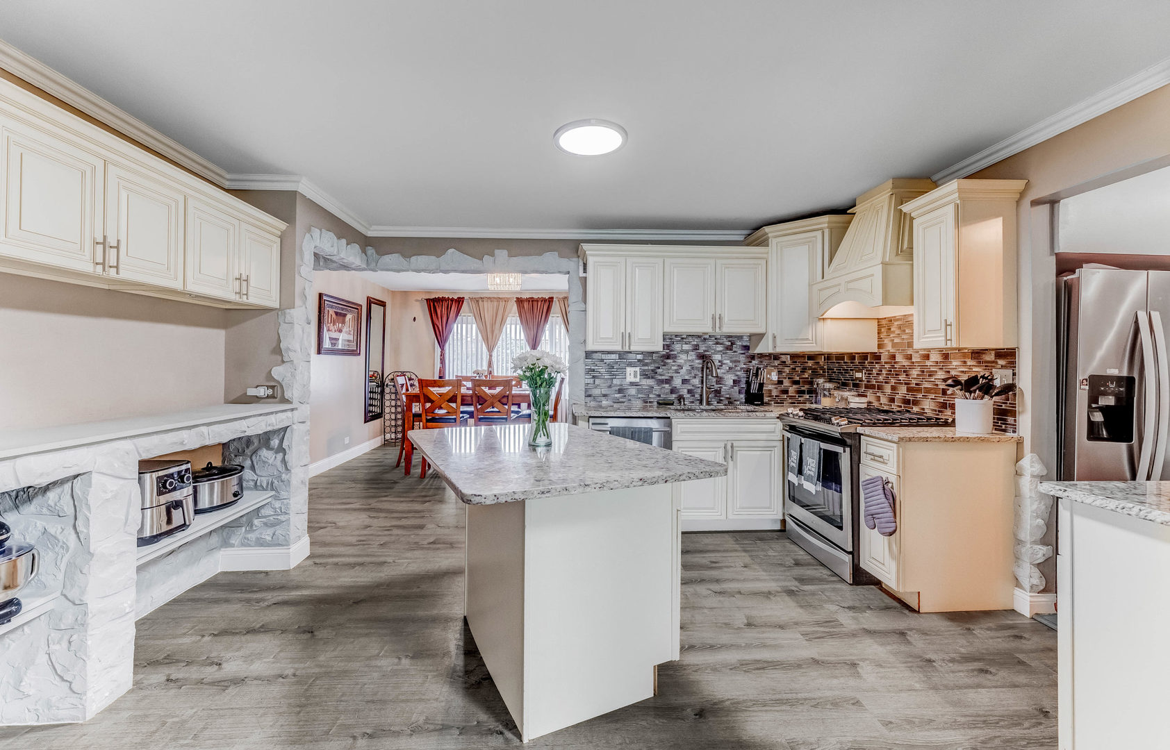 7740 Monitor Avenue, Burbank, IL 60459