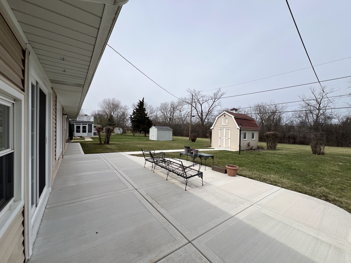 1380 Rosedale Lane, Hoffman Estates, IL 60169