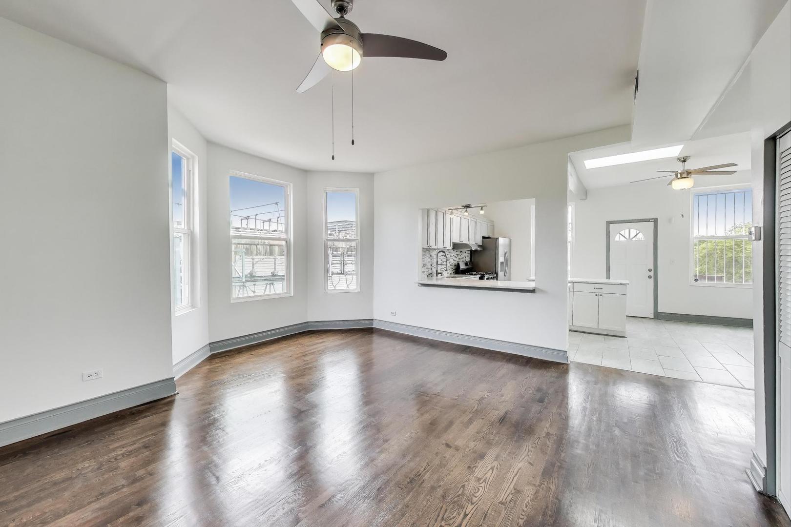 737 E 50th Street #4, Chicago, IL 60615