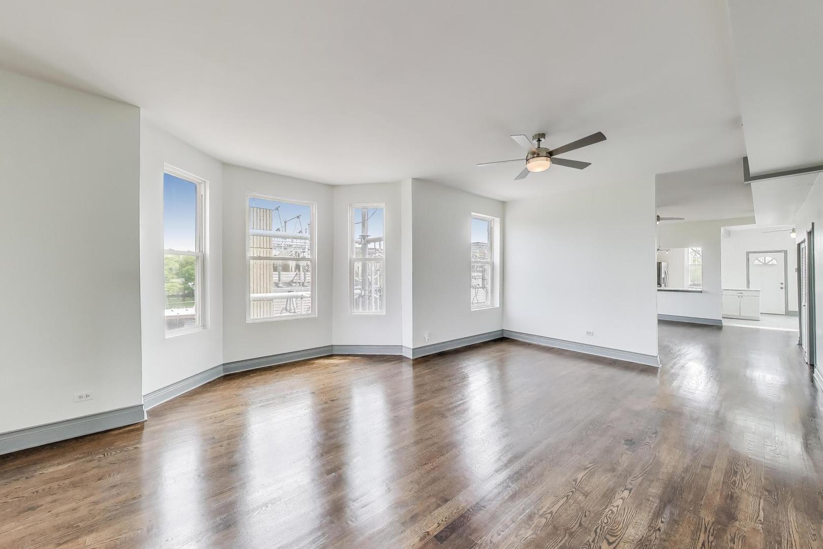 737 E 50th Street #4, Chicago, IL 60615