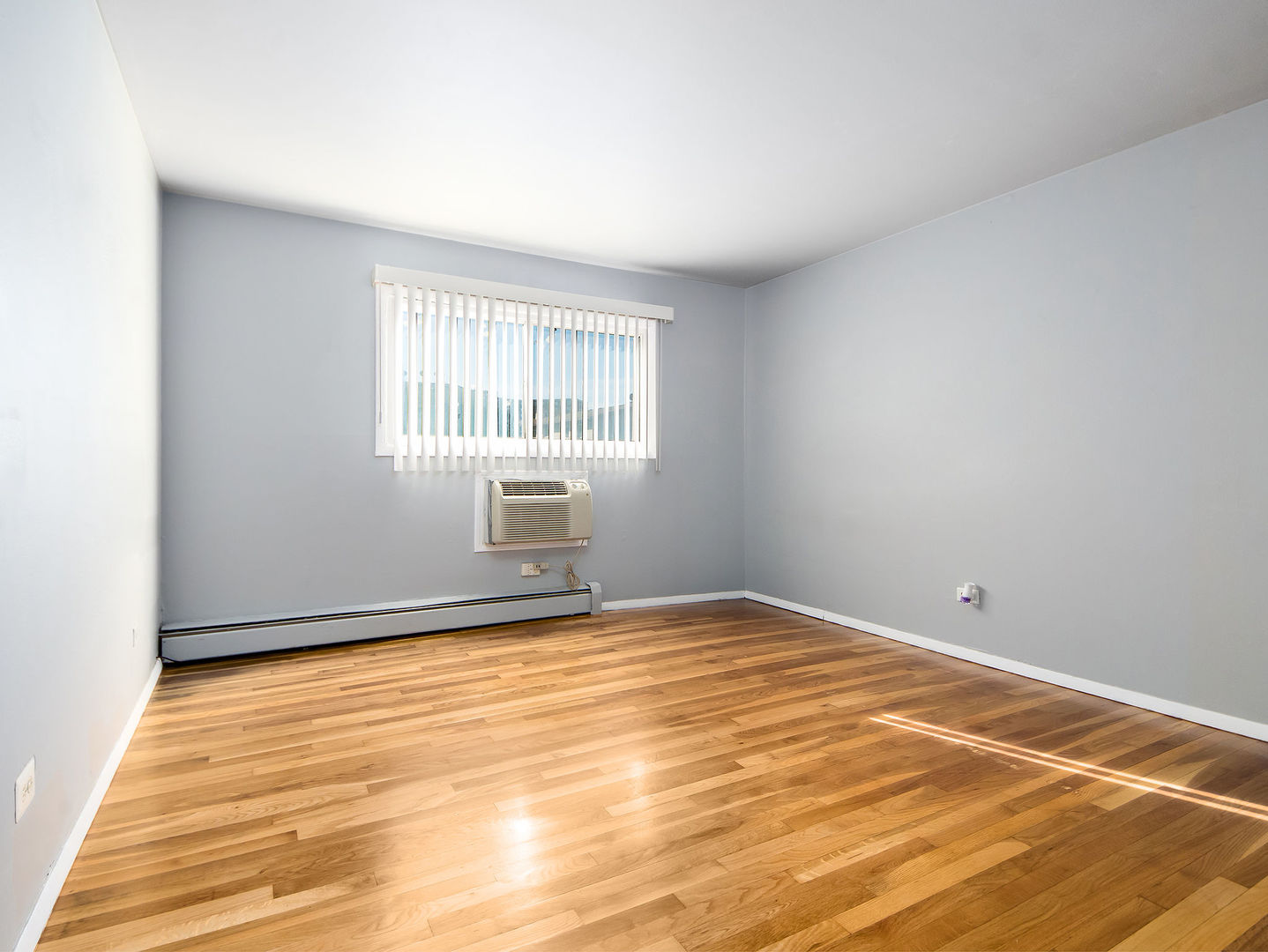 8904 jody Lane #1C, Des Plaines, IL 60016