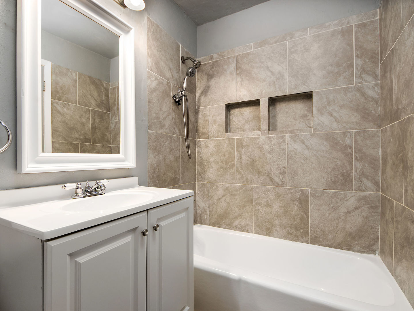 8904 jody Lane #1C, Des Plaines, IL 60016