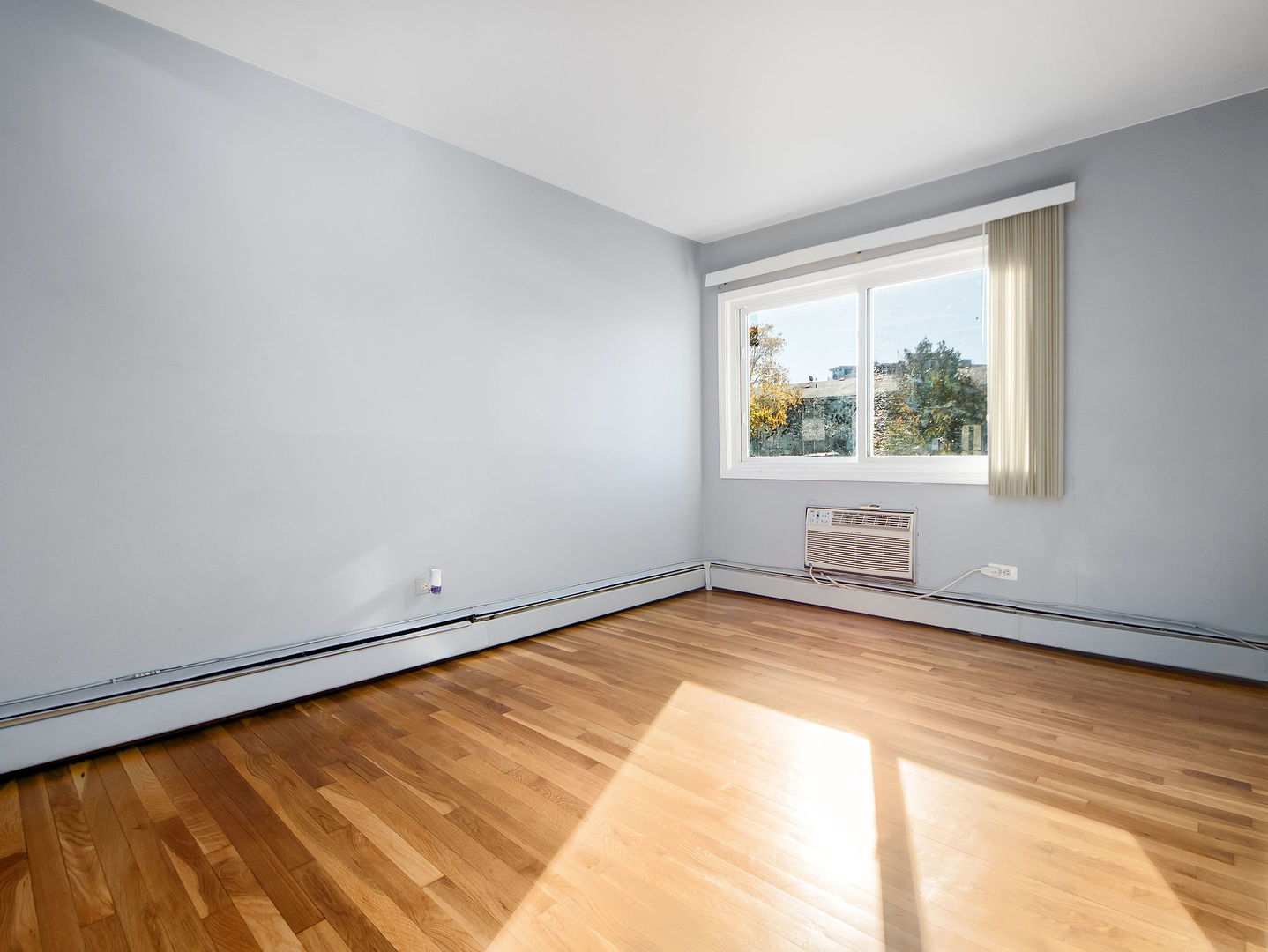 8904 jody Lane #1C, Des Plaines, IL 60016