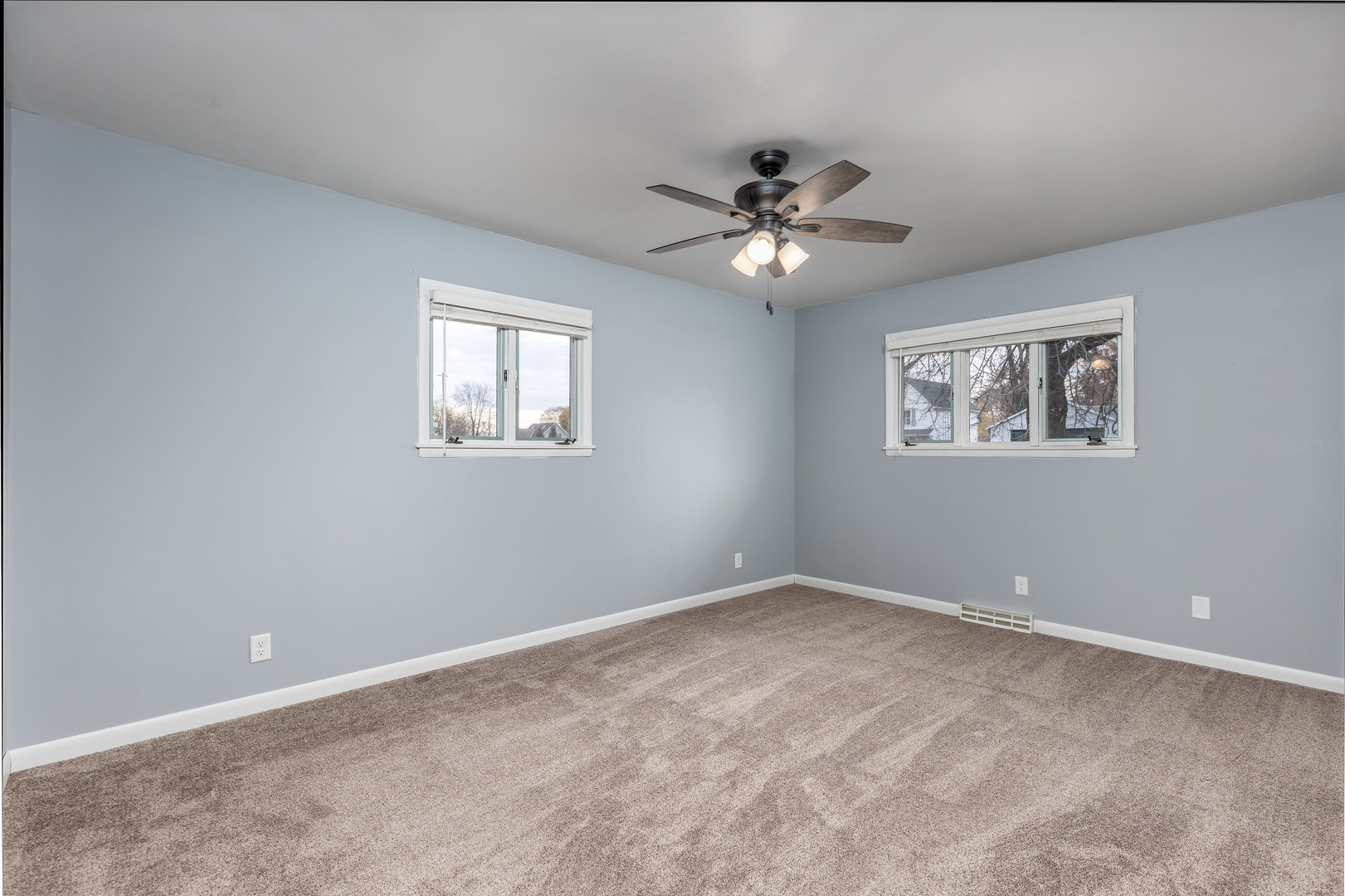 761 N 3906th Road, Triumph, IL 61371