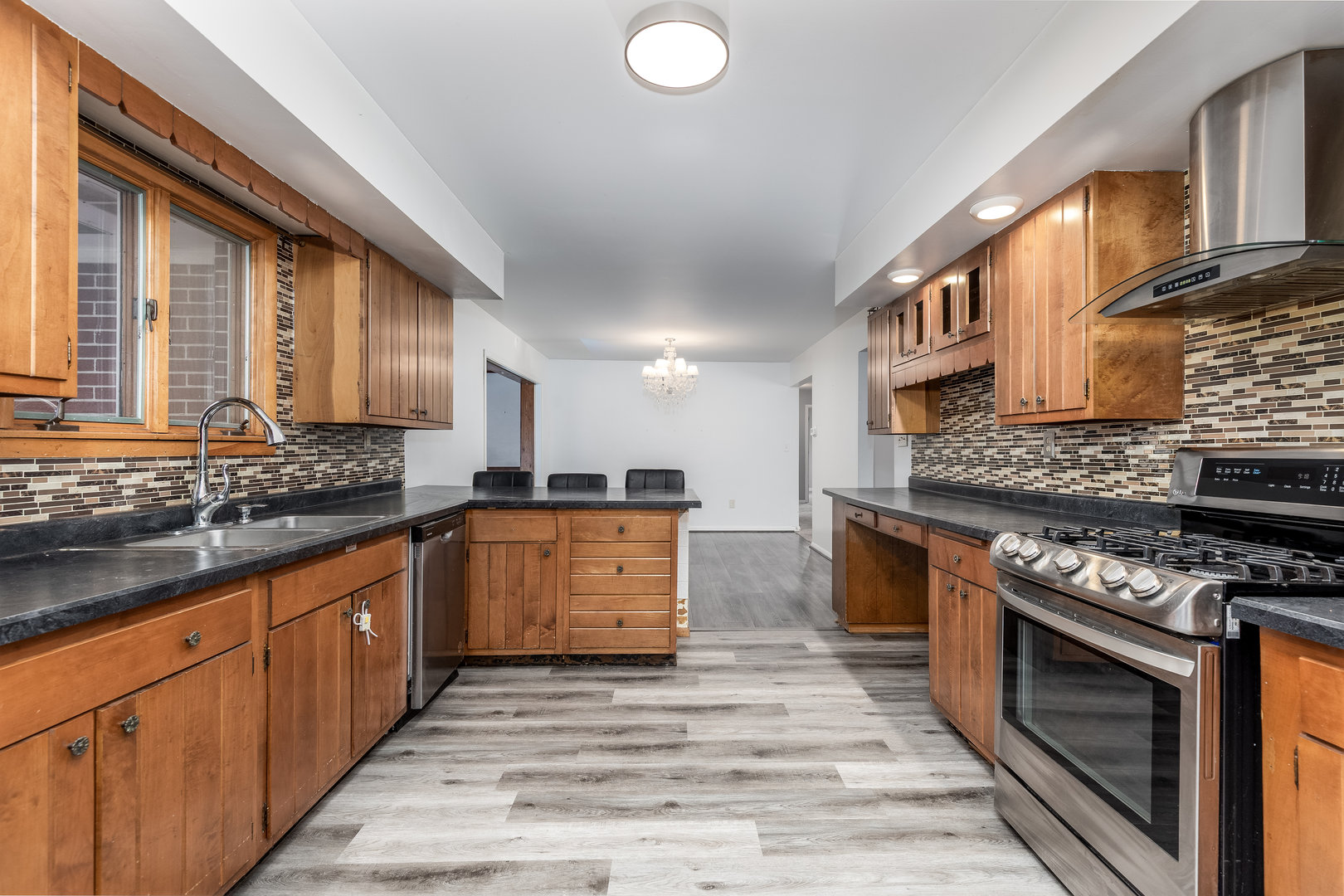 761 N 3906th Road, Triumph, IL 61371