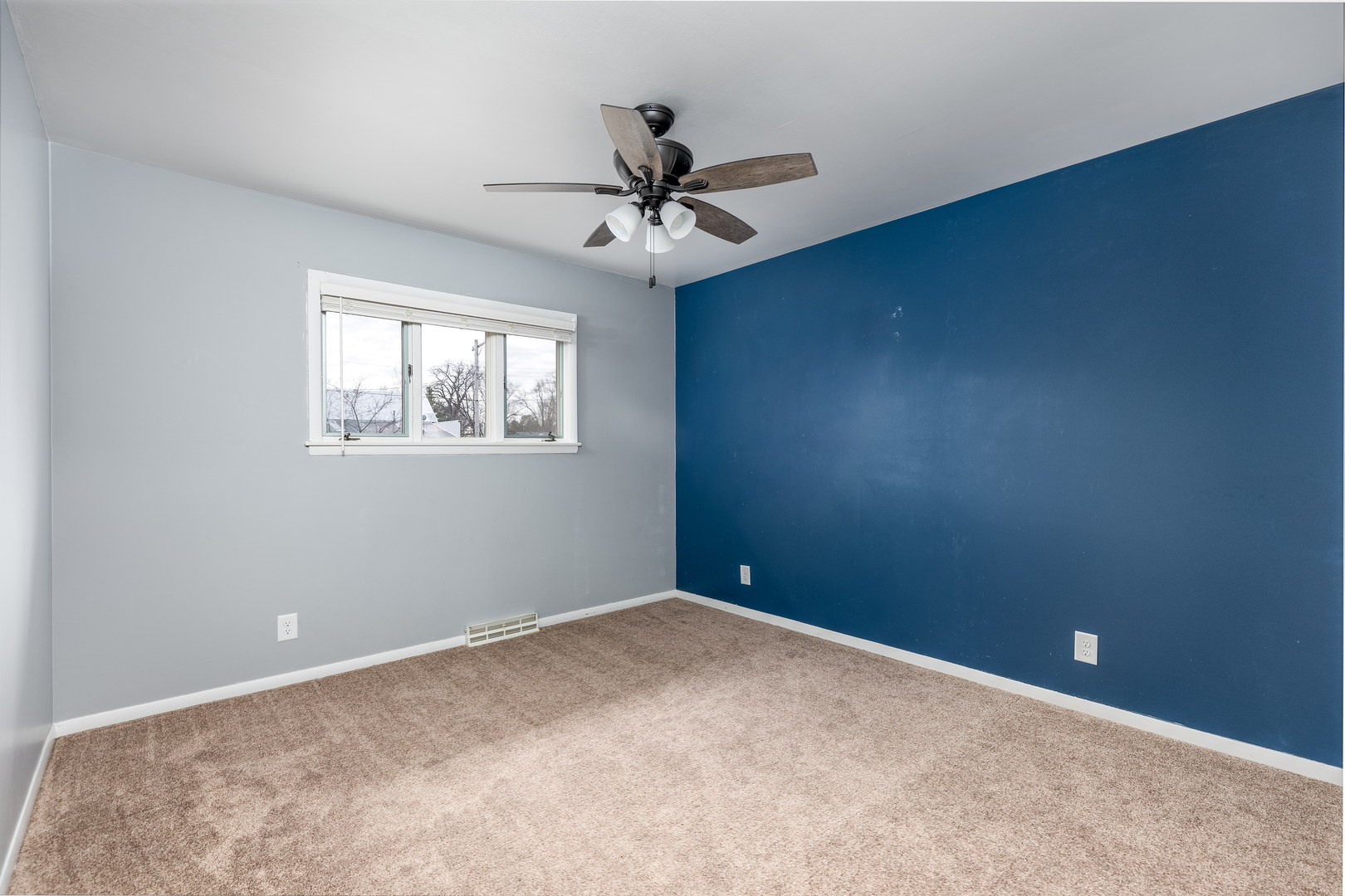 761 N 3906th Road, Triumph, IL 61371