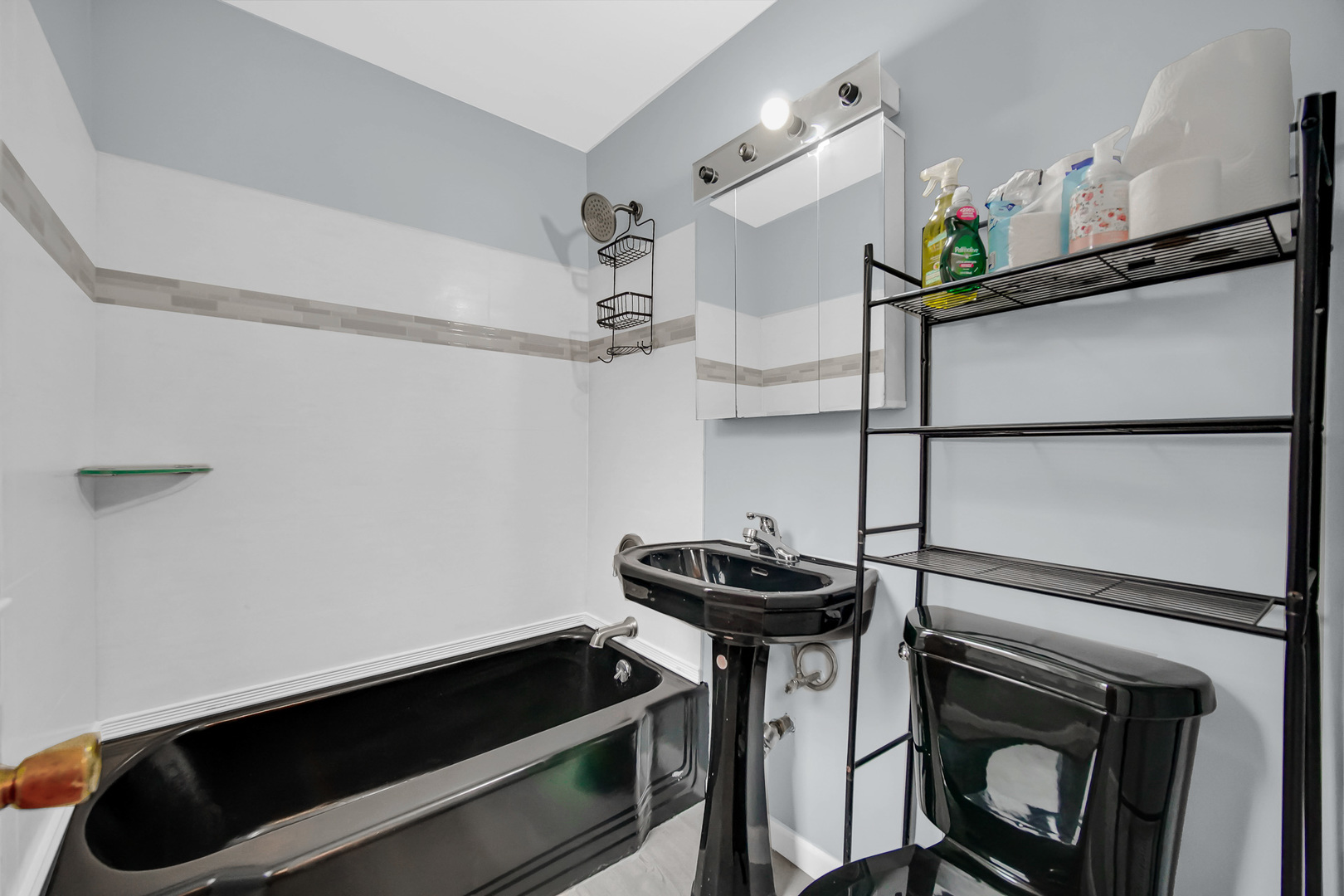 10626 S Prairie Avenue, Chicago, IL 60628