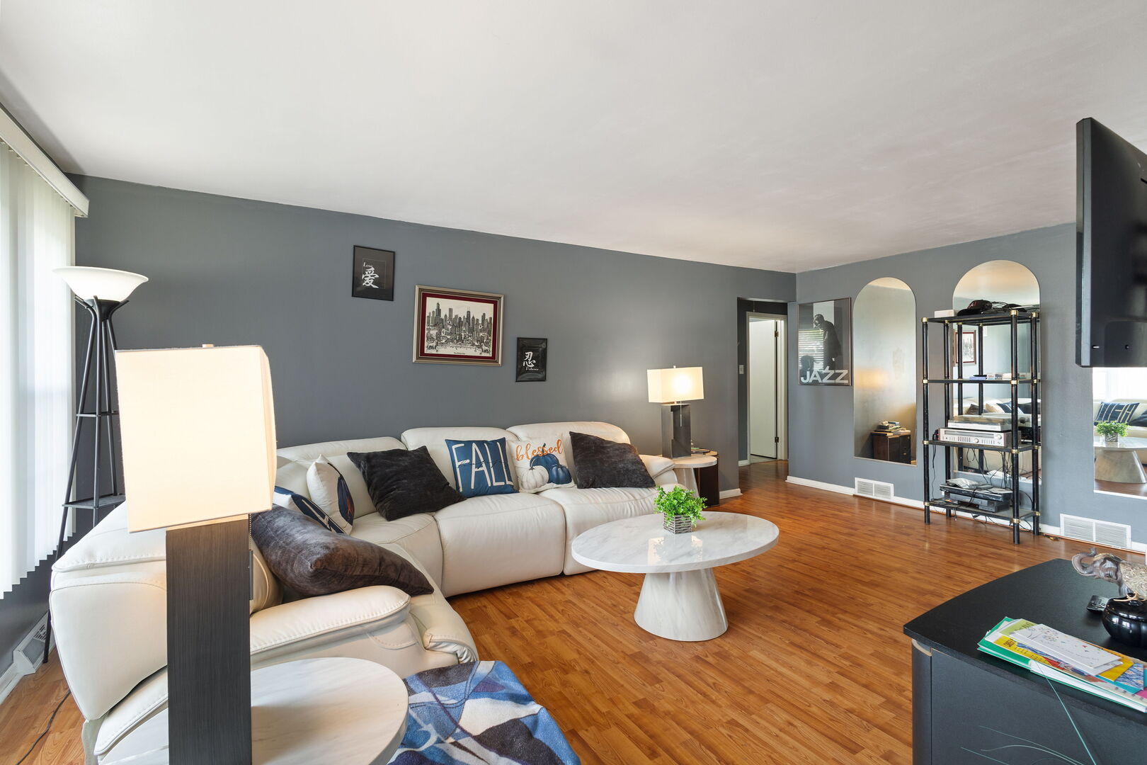 15607 Gouwens Lane, South Holland, IL 60473