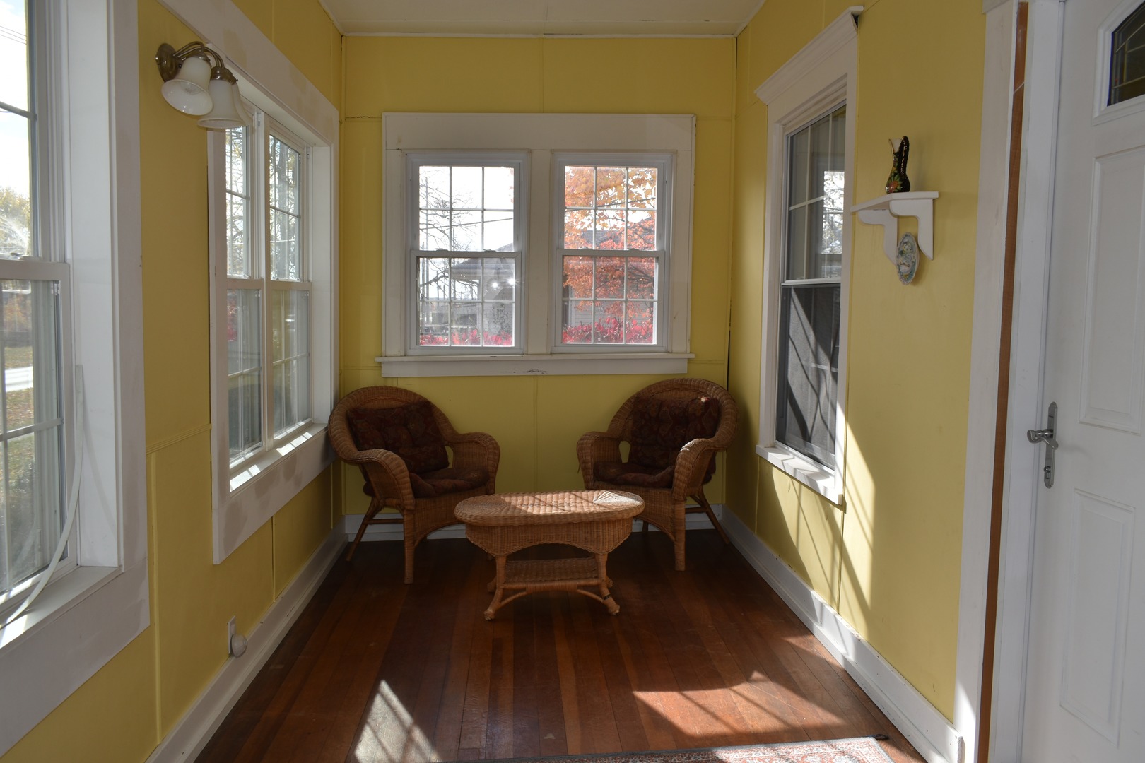 46 N Adams Street, El Paso, IL 61738