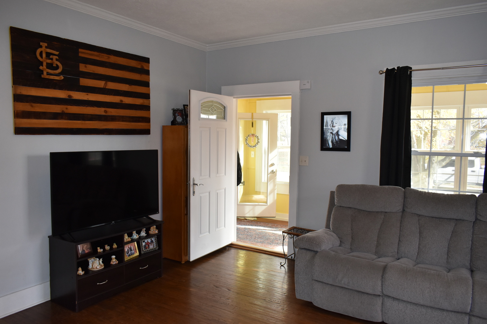 46 N Adams Street, El Paso, IL 61738