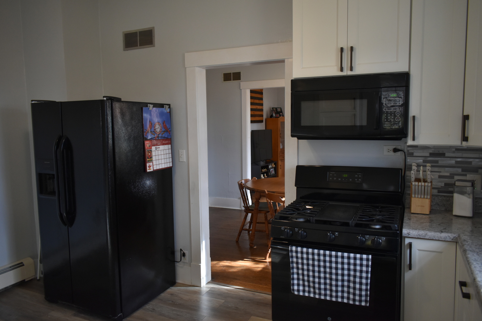 46 N Adams Street, El Paso, IL 61738