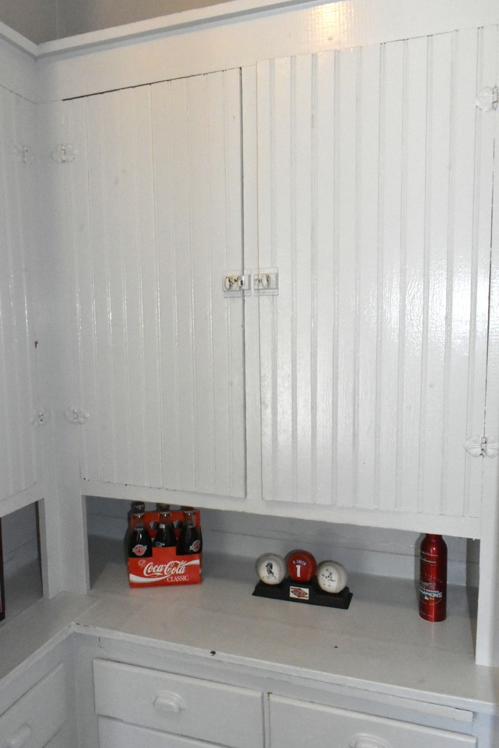 46 N Adams Street, El Paso, IL 61738