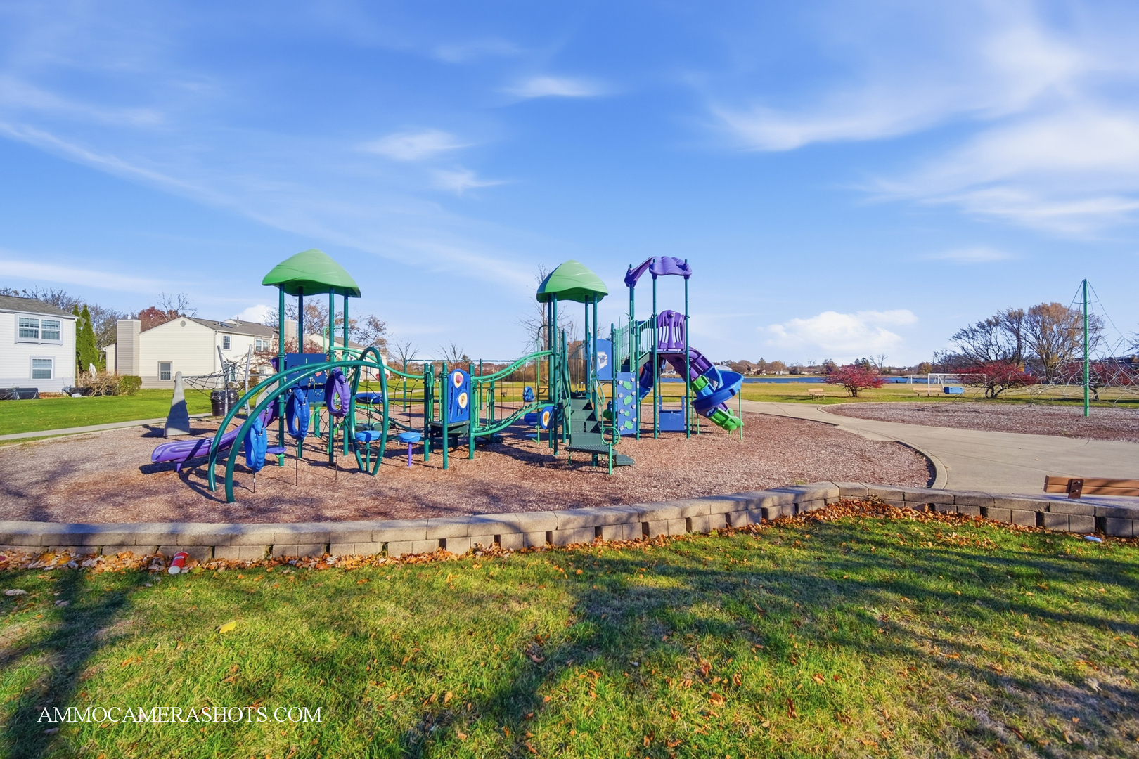 1329 Gloucester Circle, Carol Stream, IL 60188