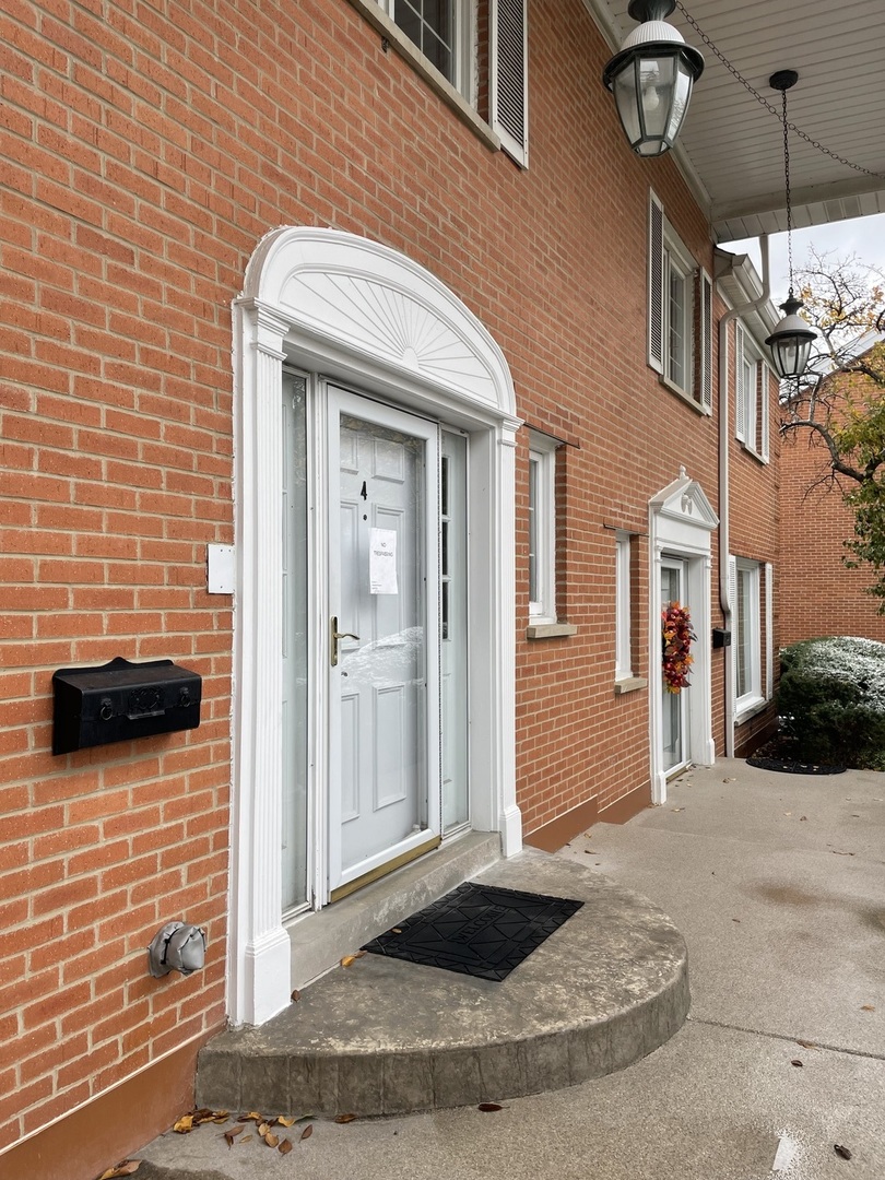 4 N Tower Road, Oak Brook, IL 60523