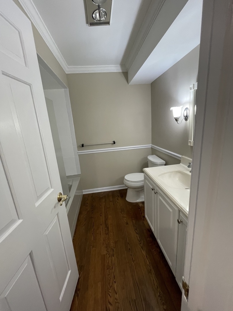 4 N Tower Road, Oak Brook, IL 60523