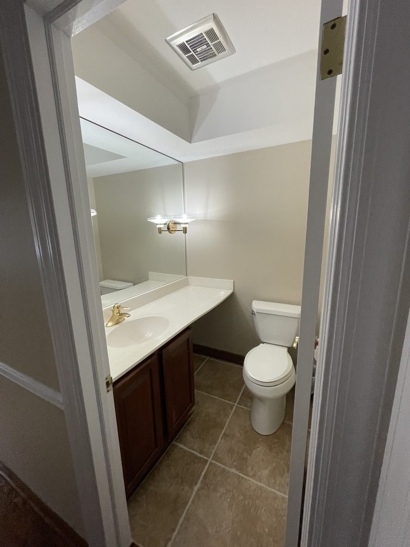 4 N Tower Road, Oak Brook, IL 60523