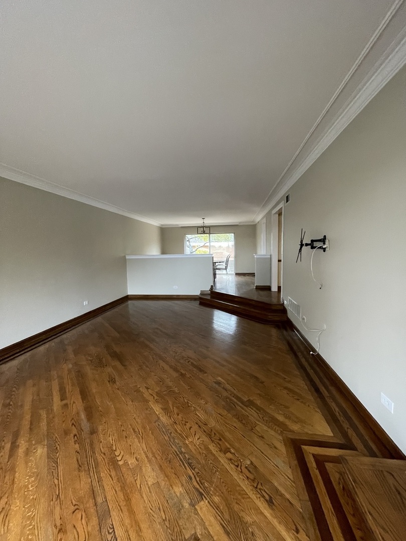 4 N Tower Road, Oak Brook, IL 60523