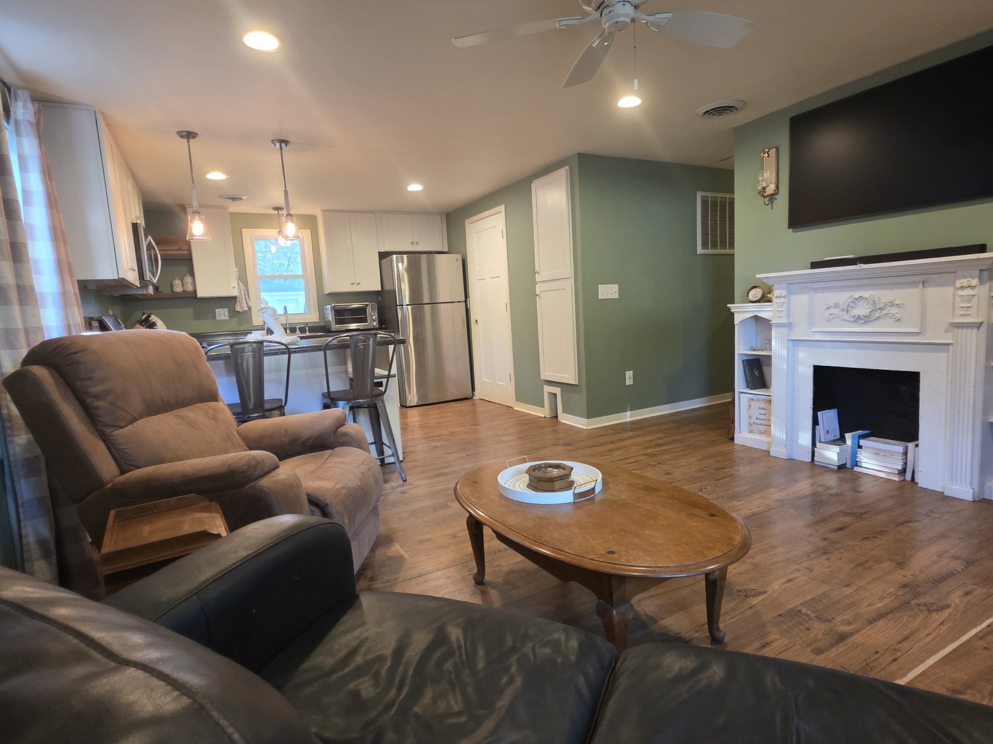 414 N Lindberg Street, Griffith, IN 46319